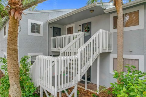 Copropriété à louer à Orlando, Floride: 3 chambres, 121.7 m2 № 2383436 - photo 2