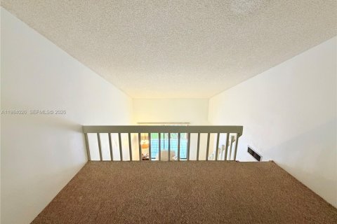 Снять в аренду кондоминиум в Майами, Флорида 2 спальни, 92.9м2, № 2051377 - фото 7