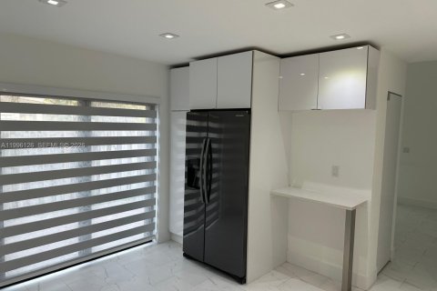 Adosado en alquiler en Homestead, Florida, 2 dormitorios, 97.08 m2 № 2058372 - foto 12