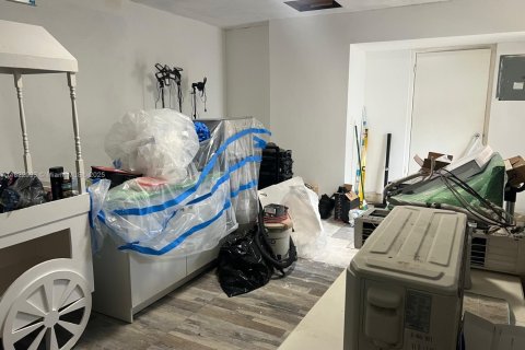 House in Pembroke Pines, Florida 3 bedrooms, 139.82 sq.m. № 1783710 - photo 15