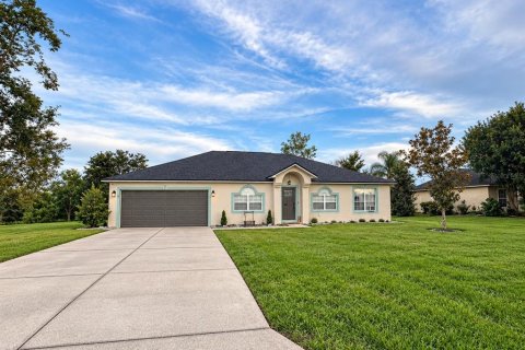 House in Winter Haven, Florida 4 bedrooms, 211.82 sq.m. № 2393879