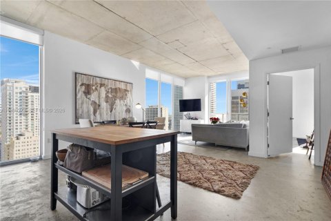 Condo in Miami, Florida, 1 bedroom  № 2057593 - photo 9