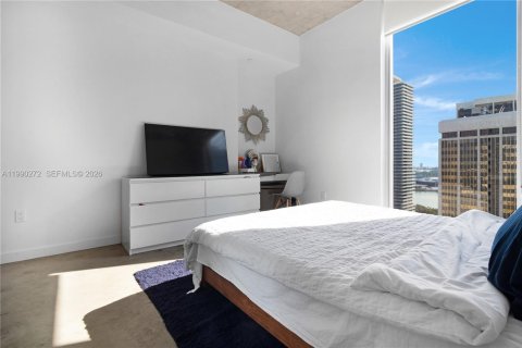 Condo in Miami, Florida, 1 bedroom  № 2057593 - photo 17