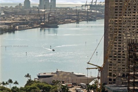 Condo in Miami, Florida, 1 bedroom  № 2057593 - photo 26