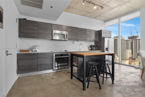 Condo in Miami, Florida, 1 bedroom  № 2057593 - photo 12