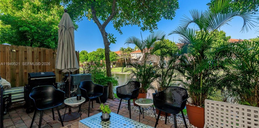 Touwnhouse à Dania Beach, Floride 2 chambres, 128.11 m2 № 2089142