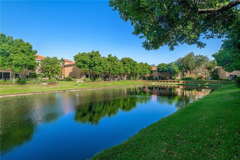 Touwnhouse à vendre à Dania Beach, Floride: 2 chambres, 128.11 m2 № 2089142 - photo 4