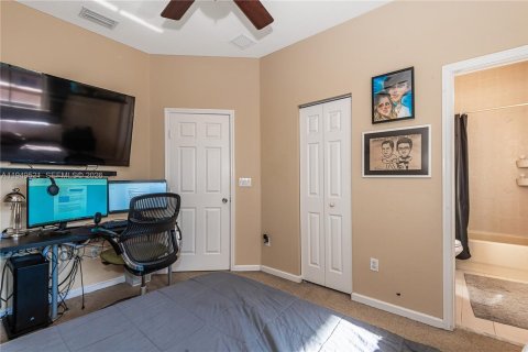 Touwnhouse à vendre à Dania Beach, Floride: 2 chambres, 128.11 m2 № 2089142 - photo 24