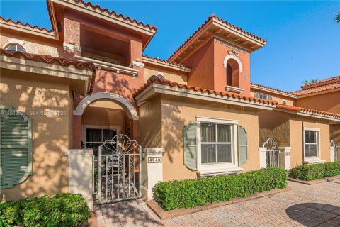 Touwnhouse à vendre à Dania Beach, Floride: 2 chambres, 128.11 m2 № 2089142 - photo 28