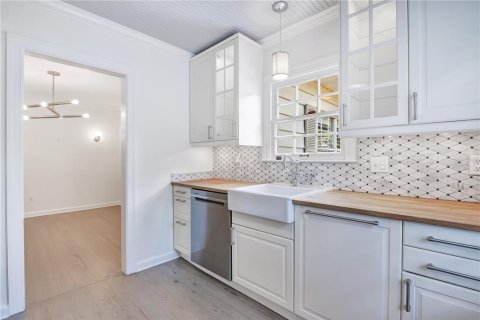 Купить виллу или дом в Орландо, Флорида 4 комнаты, 164.99м2, № 2329685 - фото 19