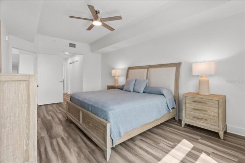 Condominio en venta en Clearwater, Florida, 3 dormitorios, 151.15 m2 № 1681207 - foto 16