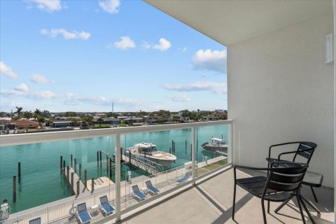Condominio en venta en Clearwater, Florida, 3 dormitorios, 151.15 m2 № 1681207 - foto 23