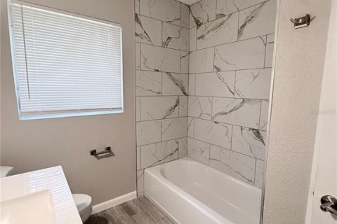Casa en venta en Winter Haven, Florida, 2 dormitorios, 83.61 m2 № 2238068 - foto 16
