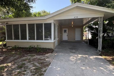 House in Winter Haven, Florida 2 bedrooms, 83.61 sq.m. № 2238068