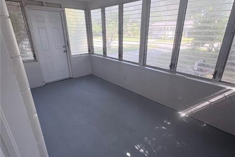 Casa en venta en Winter Haven, Florida, 2 dormitorios, 83.61 m2 № 2238068 - foto 21