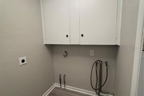 Casa en venta en Winter Haven, Florida, 2 dormitorios, 83.61 m2 № 2238068 - foto 9