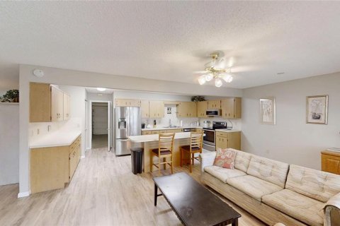 Villa ou maison à louer à Ocala, Floride: 2 chambres, 135.08 m2 № 1822371 - photo 6