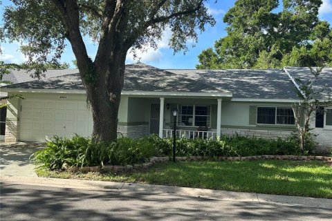 Villa ou maison à louer à Ocala, Floride: 2 chambres, 135.08 m2 № 1822371 - photo 1