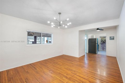 Appartement à louer à Miami Beach, Floride: 37.63 m2 № 2056810 - photo 5