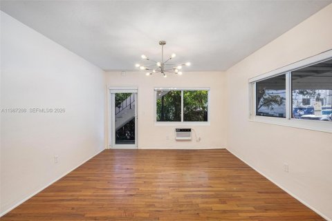 Appartement à louer à Miami Beach, Floride: 37.63 m2 № 2056810 - photo 9