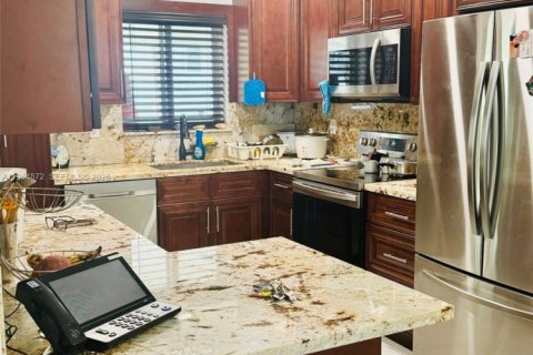 Купить виллу или дом в Хомстед, Флорида 3 спальни, 120.03м2, № 2028188 - фото 19