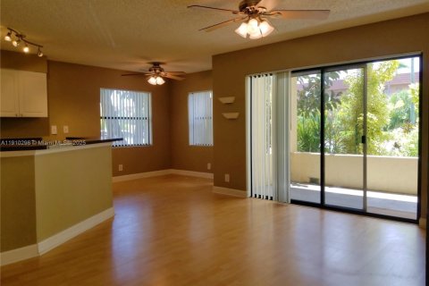 Купить кондоминиум в Санрайз, Флорида 1 спальня, 70.05м2, № 2013140 - фото 5