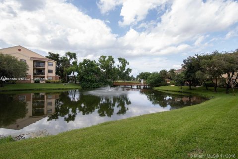 Купить кондоминиум в Санрайз, Флорида 1 спальня, 70.05м2, № 2013140 - фото 14