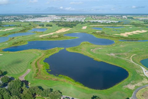 Villa ou maison à louer à Four Corners, Floride: 5 chambres, 353.86 m2 № 1584685 - photo 8