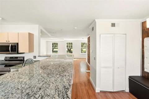 Townhouse in Celebration, Florida 3 bedrooms, 152.36 sq.m. № 1856612 - photo 19