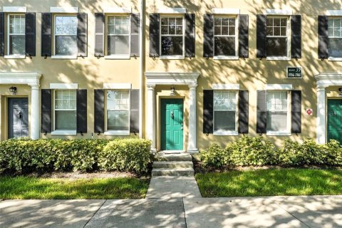 Townhouse in Celebration, Florida 3 bedrooms, 152.36 sq.m. № 1856612 - photo 1