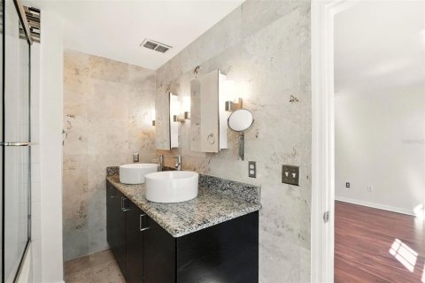 Townhouse in Celebration, Florida 3 bedrooms, 152.36 sq.m. № 1856612 - photo 27