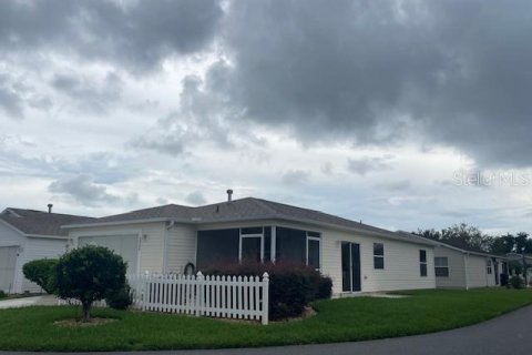 Casa en alquiler en The Villages, Florida, 2 dormitorios, 107.4 m2 № 1904459 - foto 1
