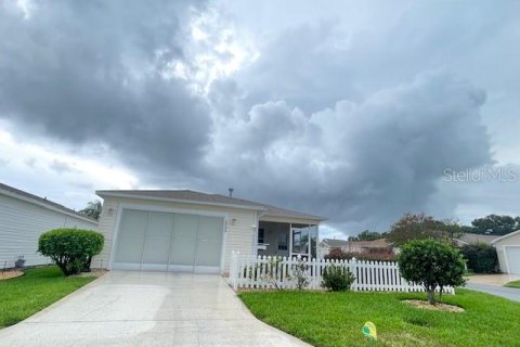 Casa en alquiler en The Villages, Florida, 2 dormitorios, 107.4 m2 № 1904459 - foto 2