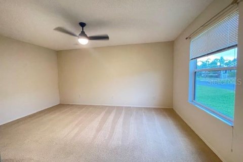 Casa en alquiler en The Villages, Florida, 2 dormitorios, 107.4 m2 № 1904459 - foto 17