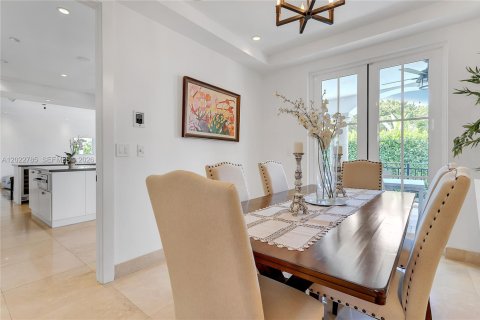Villa ou maison à louer à Key Biscayne, Floride: 5 chambres, 337.51 m2 № 2257090 - photo 5