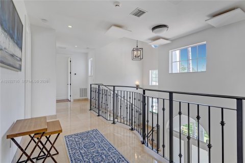 Villa ou maison à louer à Key Biscayne, Floride: 5 chambres, 337.51 m2 № 2257090 - photo 16