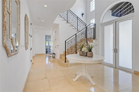 Villa ou maison à louer à Key Biscayne, Floride: 5 chambres, 337.51 m2 № 2257090 - photo 4