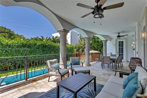 Villa ou maison à louer à Key Biscayne, Floride: 5 chambres, 337.51 m2 № 2257090 - photo 24