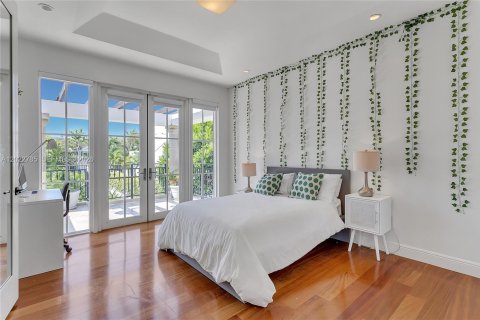 Villa ou maison à louer à Key Biscayne, Floride: 5 chambres, 337.51 m2 № 2257090 - photo 15