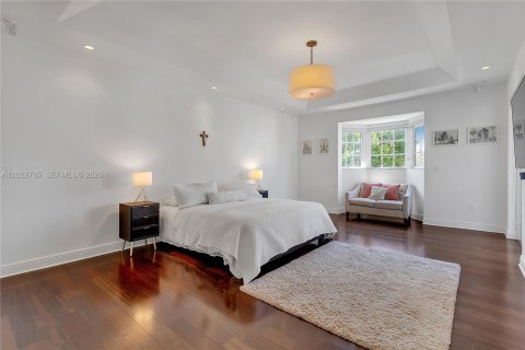 Villa ou maison à louer à Key Biscayne, Floride: 5 chambres, 337.51 m2 № 2257090 - photo 19