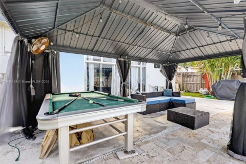 Casa en venta en Hollywood, Florida, 3 dormitorios, 178 m2 № 1970941 - foto 26