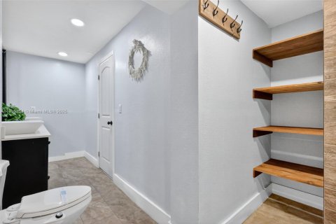 Casa en venta en Hollywood, Florida, 3 dormitorios, 178 m2 № 1970941 - foto 22