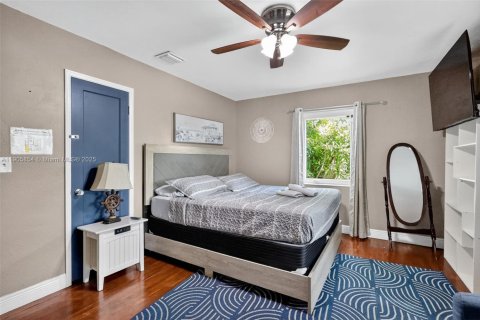 Casa en venta en Hollywood, Florida, 3 dormitorios, 178 m2 № 1970941 - foto 13