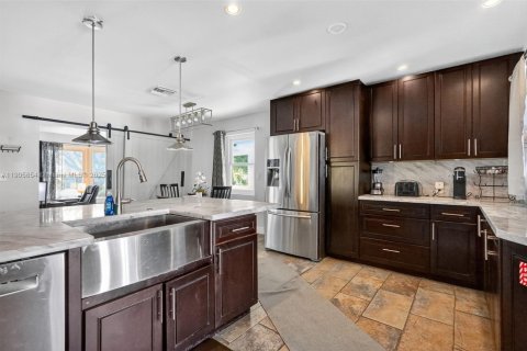 Casa en venta en Hollywood, Florida, 3 dormitorios, 178 m2 № 1970941 - foto 9