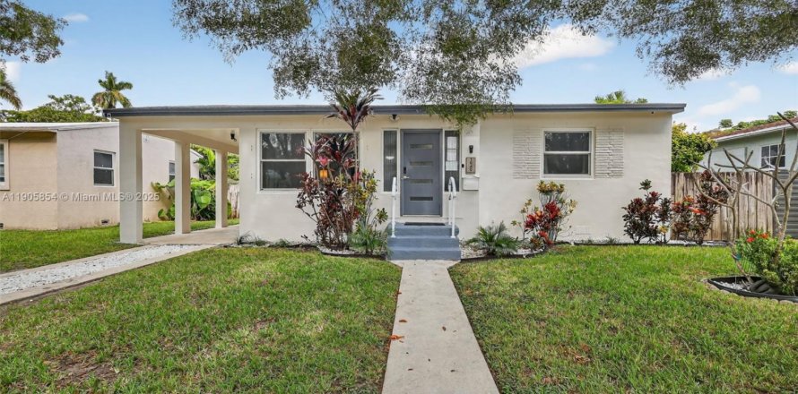 Casa en Hollywood, Florida 3 dormitorios, 178 m2 № 1970941