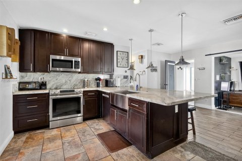 Casa en venta en Hollywood, Florida, 3 dormitorios, 178 m2 № 1970941 - foto 7