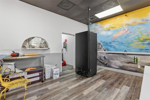 Immobilier commercial à vendre à Miami, Floride № 1994458 - photo 20