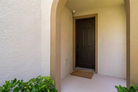 House in Wesley Chapel, Florida 4 bedrooms, 231.79 sq.m. № 1653558 - photo 3