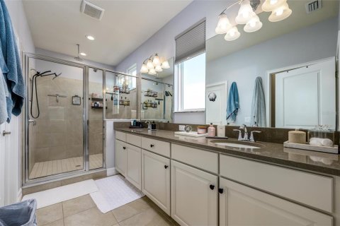 House in Wesley Chapel, Florida 4 bedrooms, 231.79 sq.m. № 1653558 - photo 18