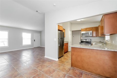 Casa en alquiler en Kissimmee, Florida, 3 dormitorios, 94.2 m2 № 1851620 - foto 6